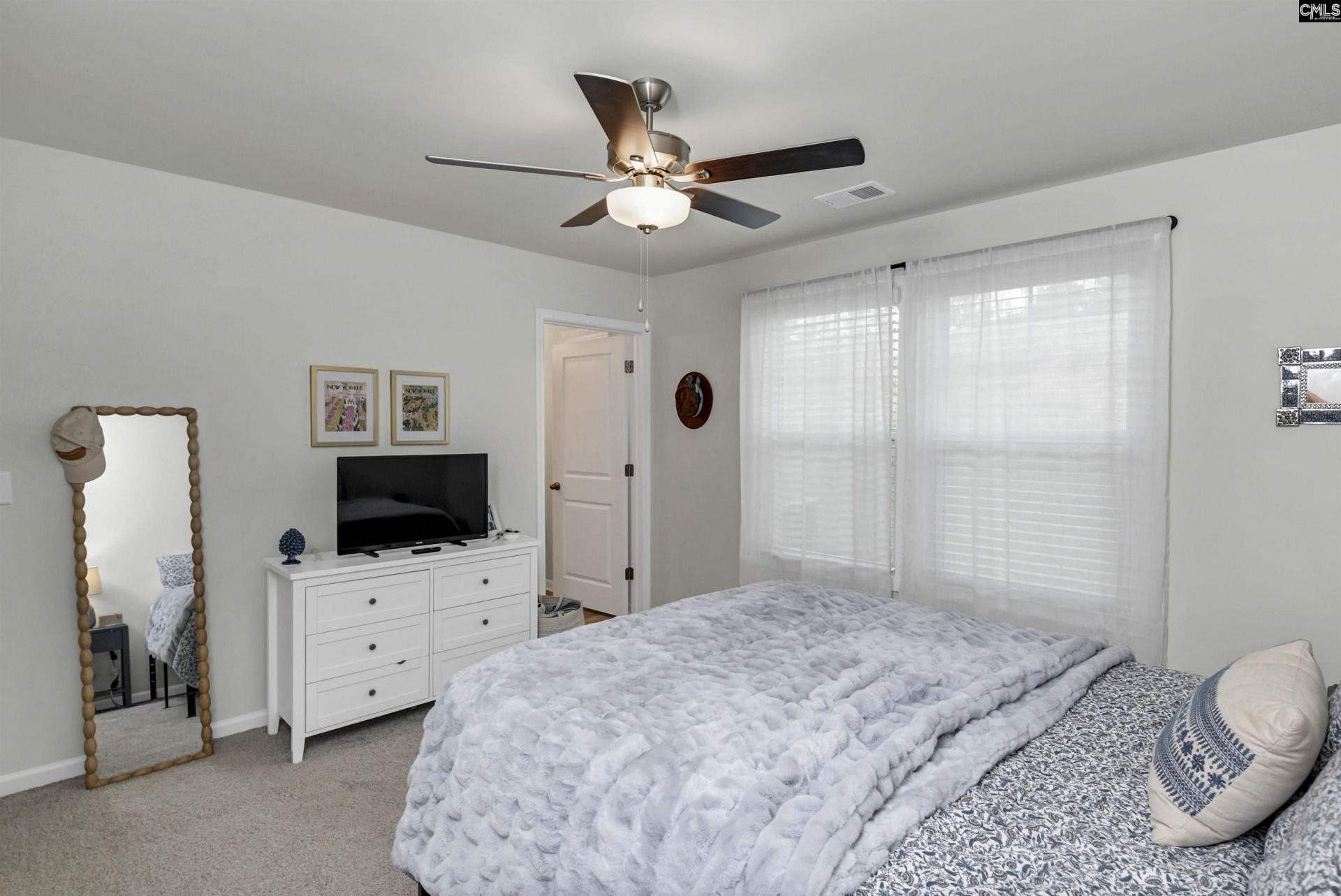 114 Prairie Grass Way  Photo 10