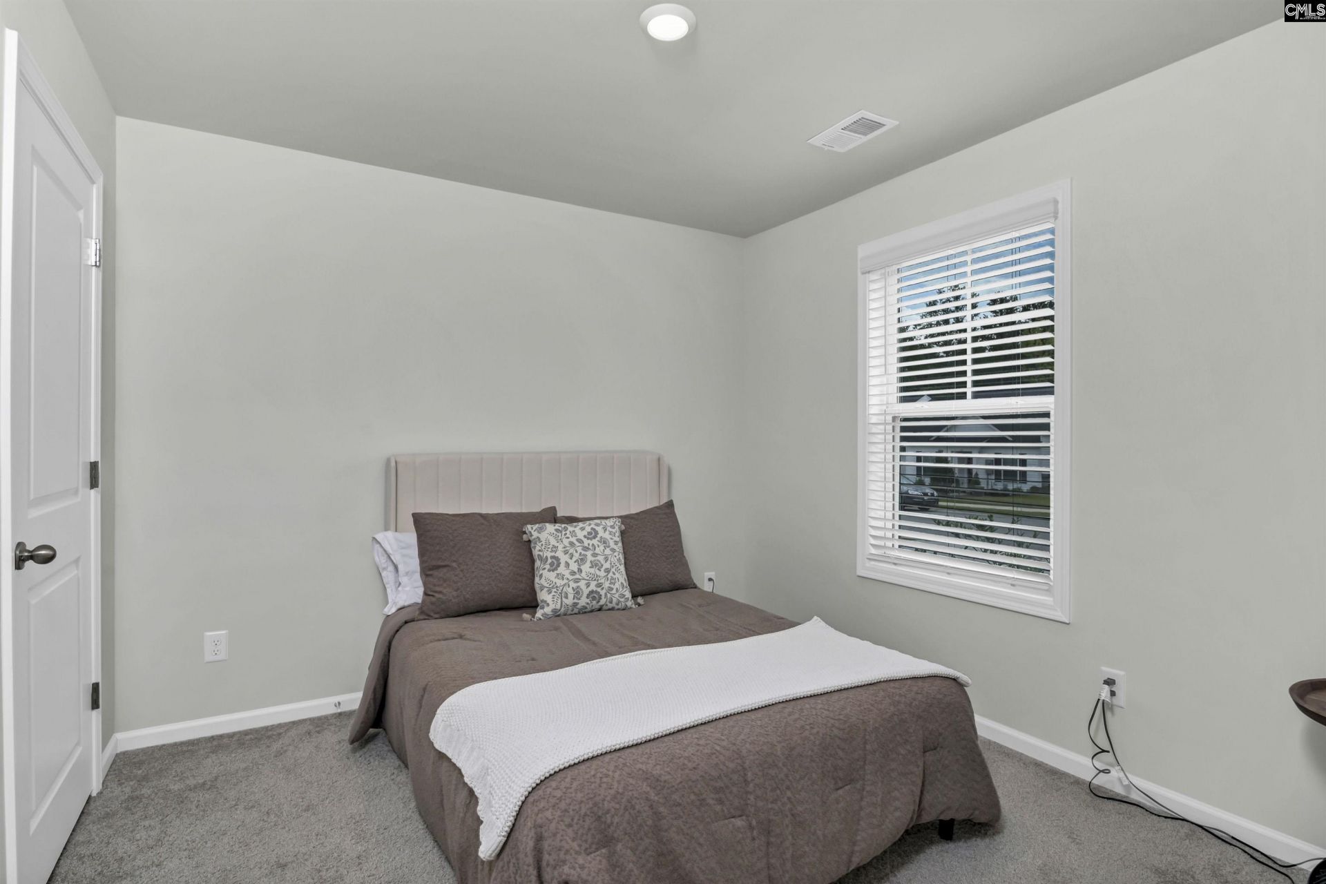 114 Prairie Grass Way  Photo 17