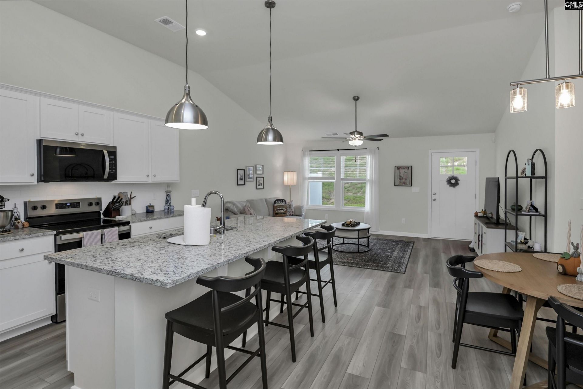 114 Prairie Grass Way  Photo 8