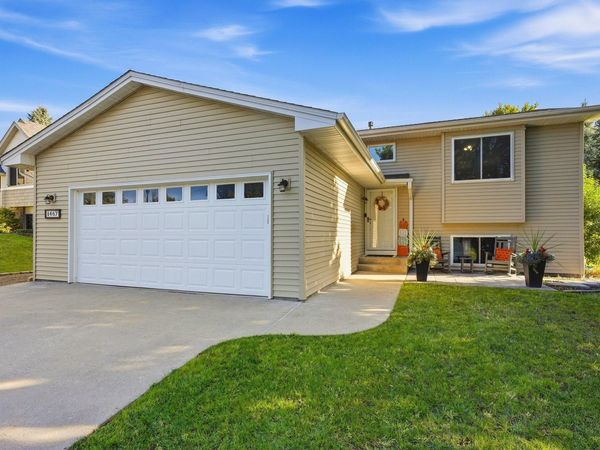 1467 Mallard Place, Waconia, MN 55387