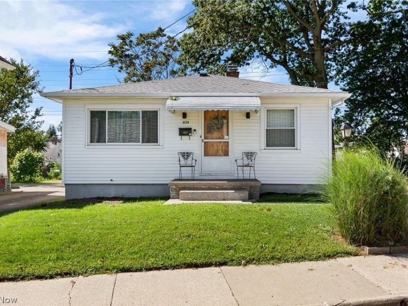 634 Parkview Avenue , Akron, OH 44310 Photo 1