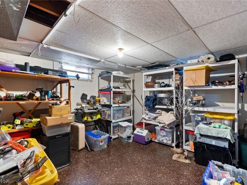 634 Parkview Avenue , Akron, OH 44310 Photo 16