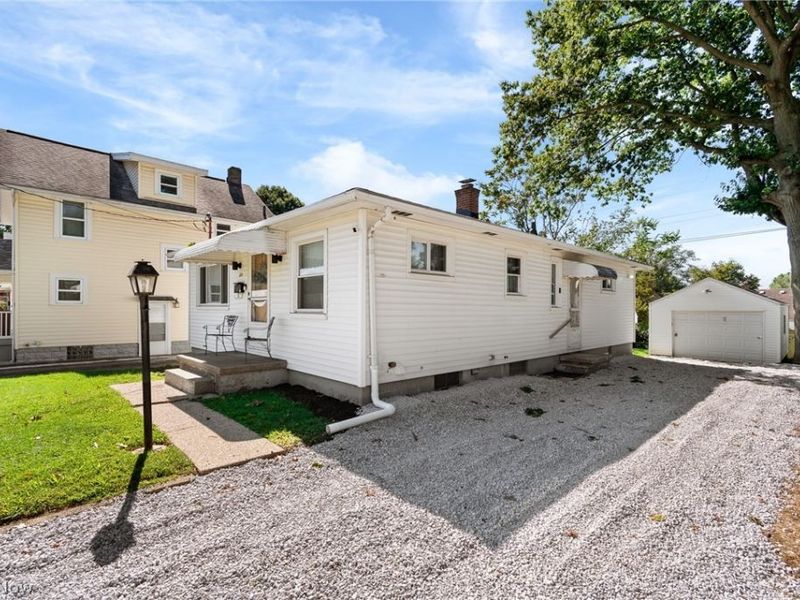 634 Parkview Avenue , Akron, OH 44310 Photo 22