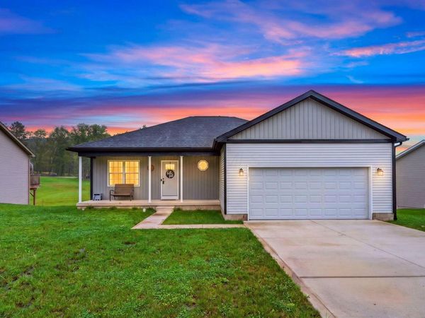 13922 Hemlock Parkway , Logan, OH 43138