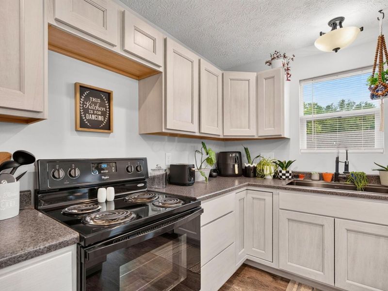 13922 Hemlock Parkway , Logan, OH 43138 Photo 14
