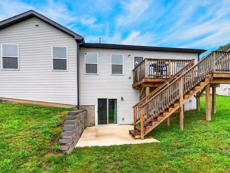 13922 Hemlock Parkway , Logan, OH 43138 Photo 5