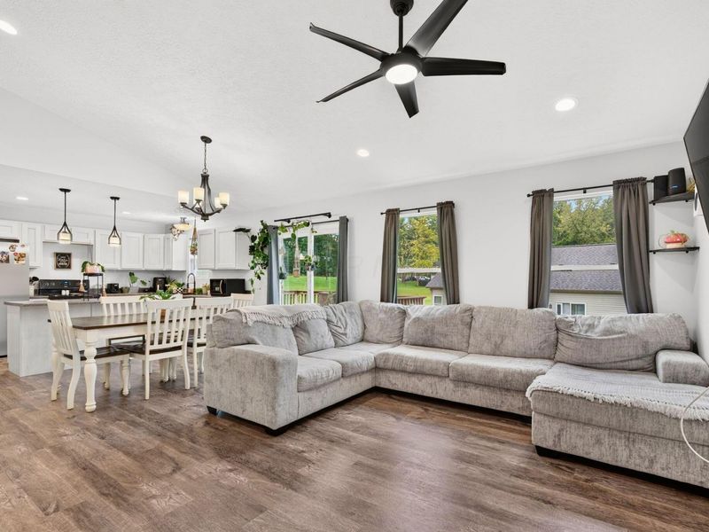 13922 Hemlock Parkway , Logan, OH 43138 Photo 9