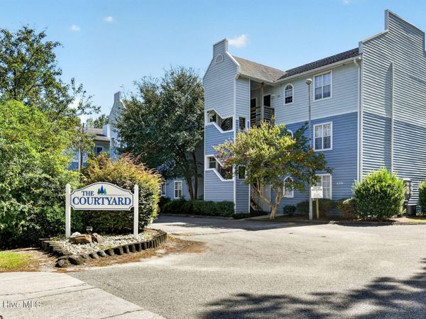 4240 Wilshire Boulevard, Unit 202e, Wilmington, NC 28403