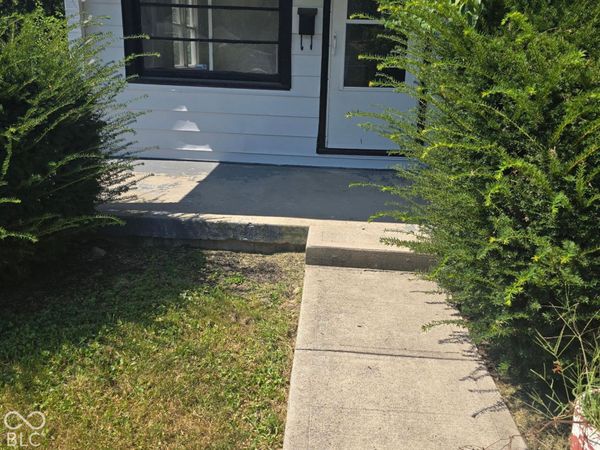 3244 Nicholas Avenue , Indianapolis, IN 46218