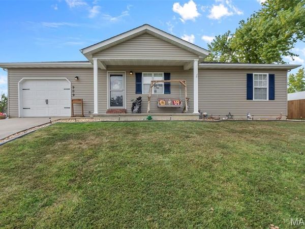 909 Forest Avenue, Perryville, MO 63775