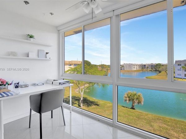 8400 Sunrise Lakes Blvd , Unit 312, Sunrise, FL 33322