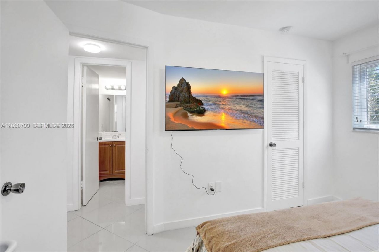 8400 Sunrise Lakes Blvd, Unit 312, Sunrise, FL 33322 Photo