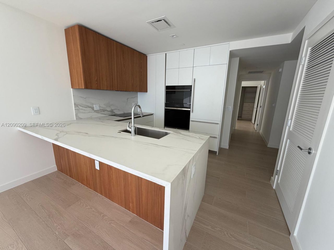 1400 Biscayne Boulevard, Unit 3102, Miami, FL 33132 Photo