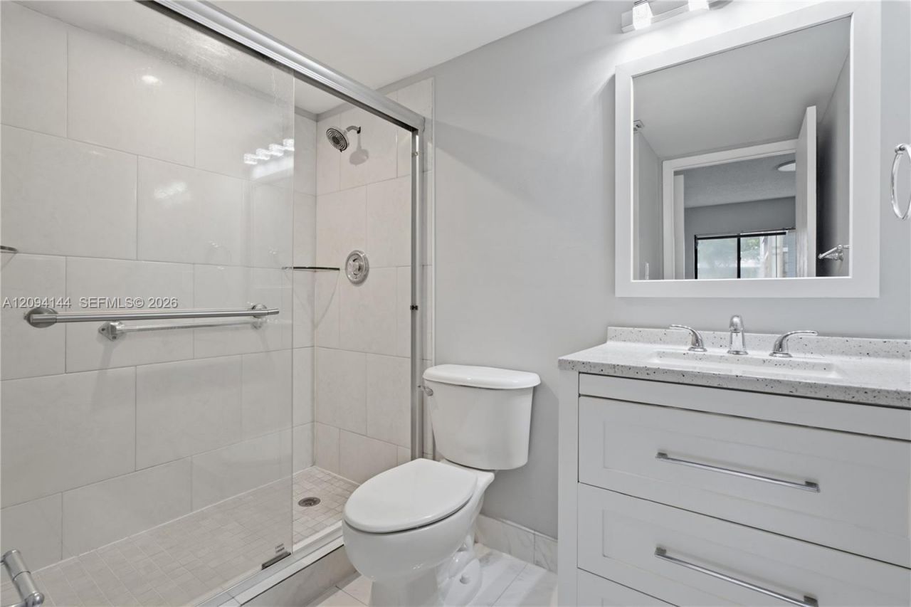 10769 W Clairmont Cir , Unit 102, Tamarac, FL 33321 Photo