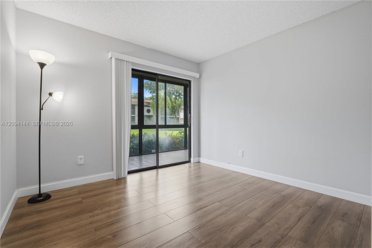 10769 W Clairmont Cir , Unit 102, Tamarac, FL 33321 Photo