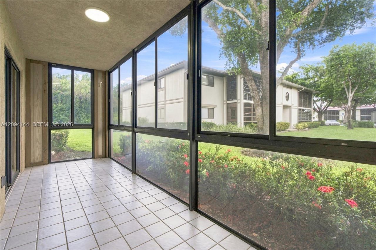 10769 W Clairmont Cir , Unit 102, Tamarac, FL 33321 Photo