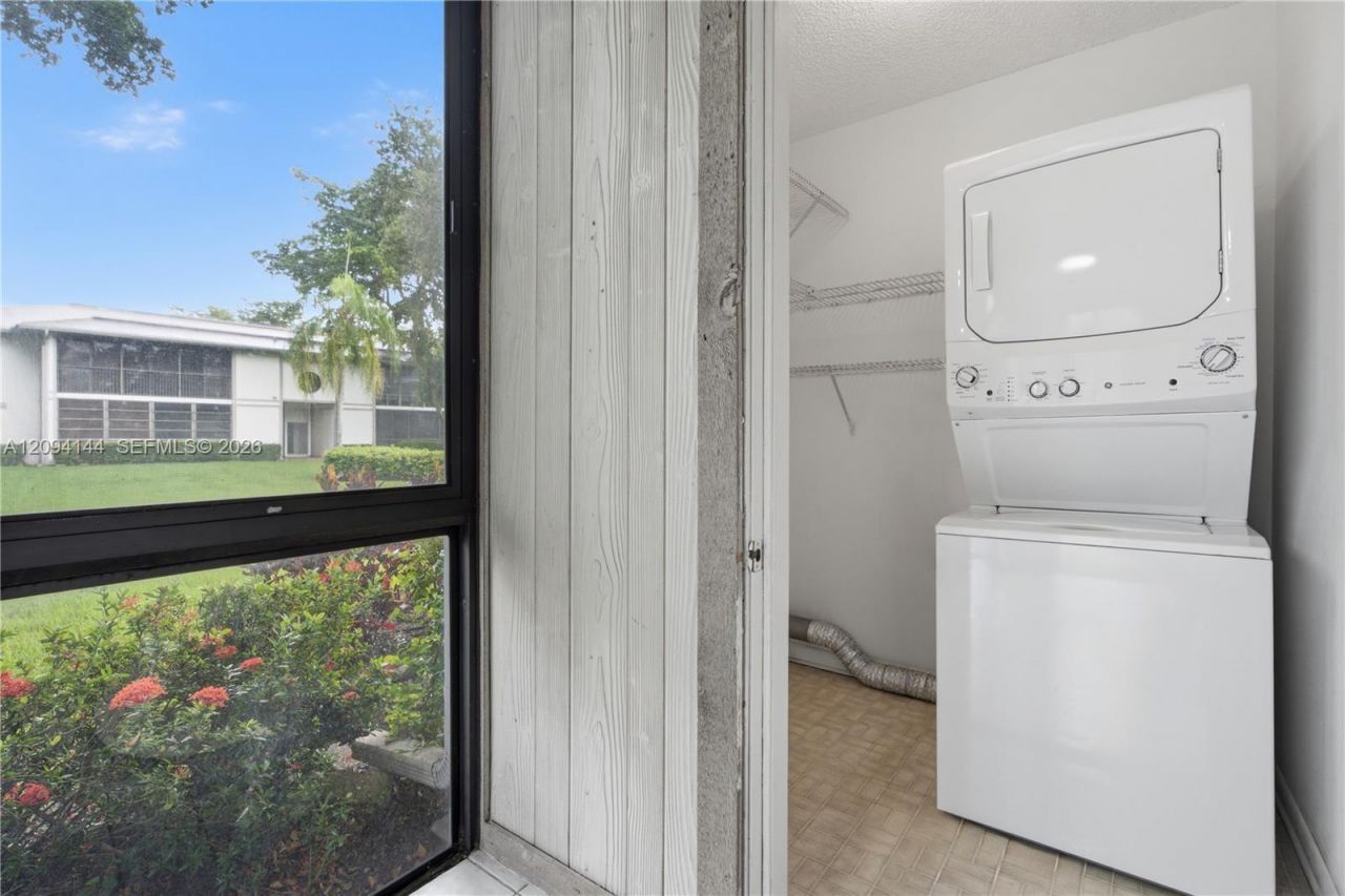 10769 W Clairmont Cir , Unit 102, Tamarac, FL 33321 Photo