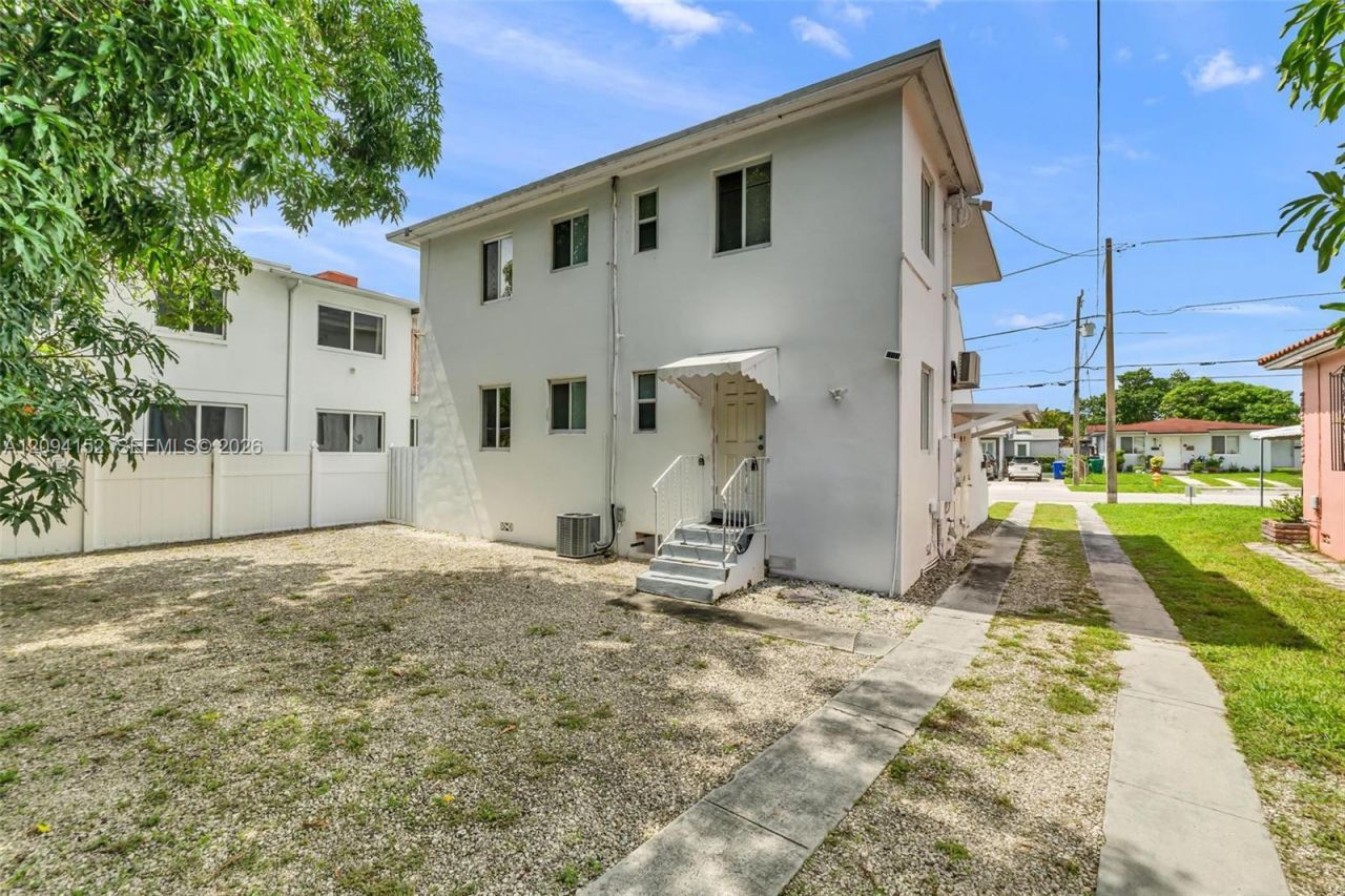 1963 SW 17th Ct, Miami, FL 33145 Photo