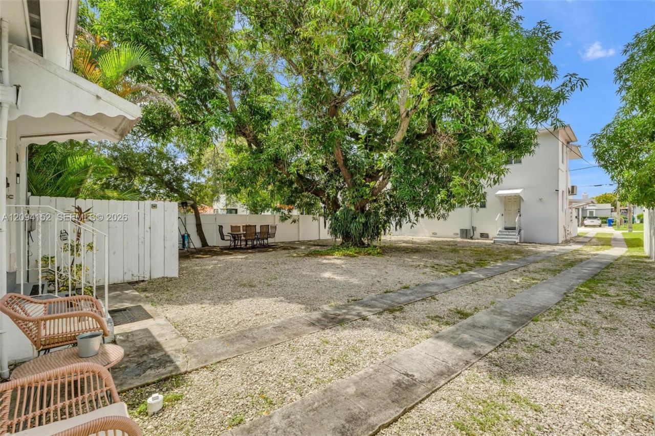 1963 SW 17th Ct, Miami, FL 33145 Photo