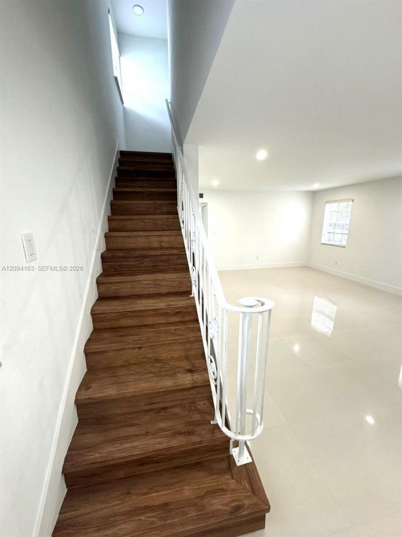 3619 S Le Jeune Rd, Unit 2, Coral Gables, FL 33134 Photo