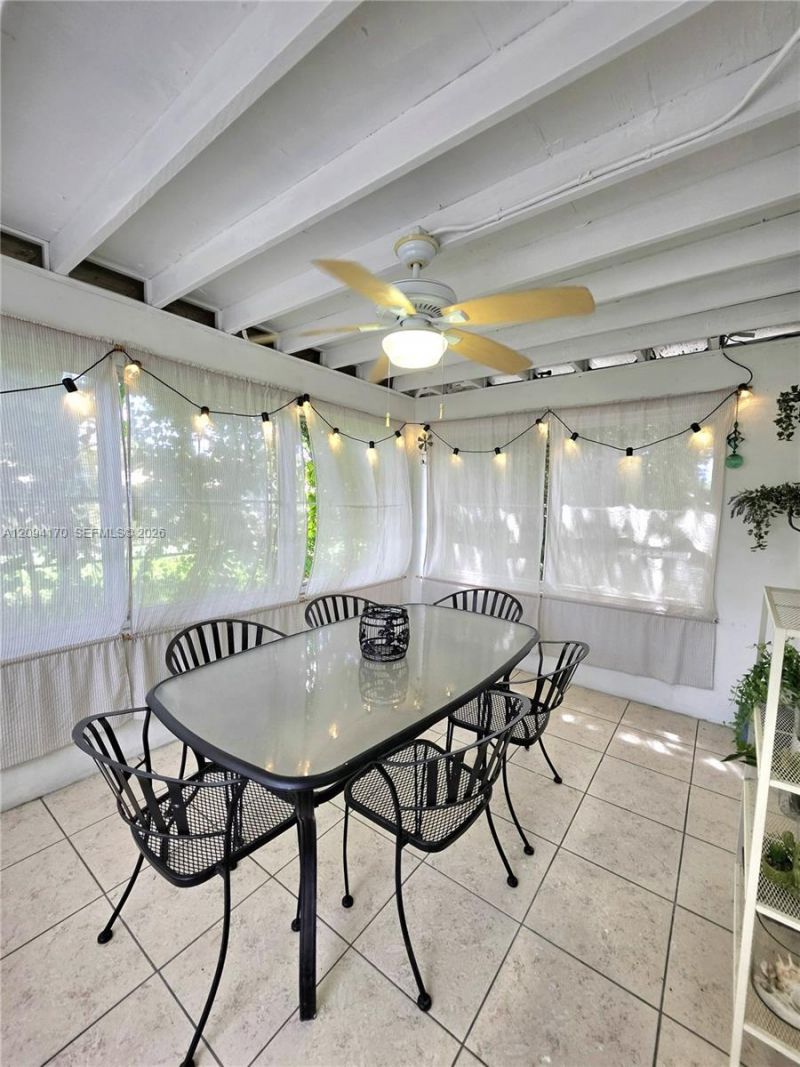 1220 NE 128th St, North Miami, FL 33161 Photo