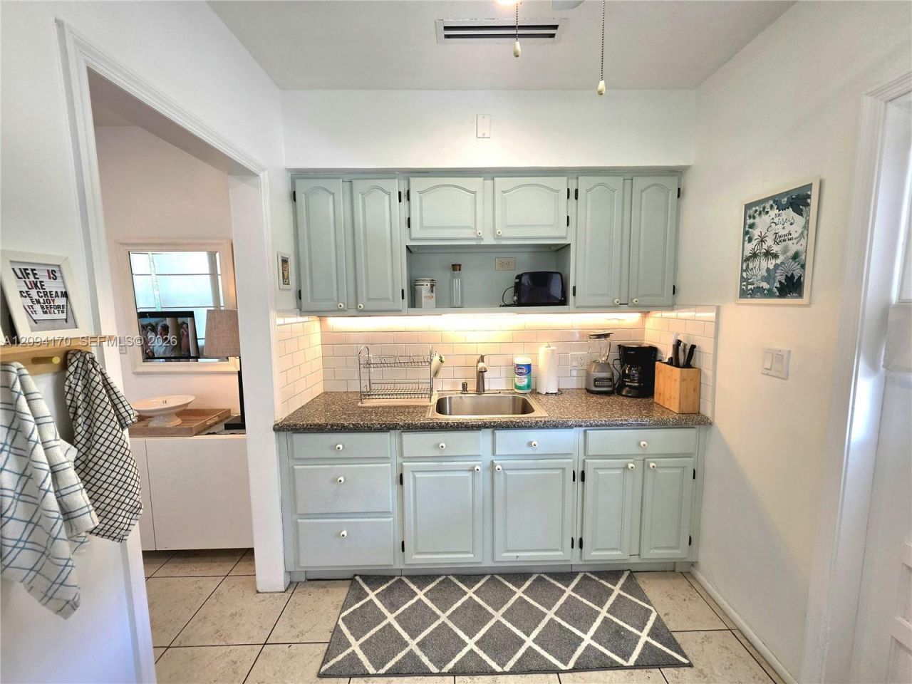 1220 NE 128th St, North Miami, FL 33161 Photo