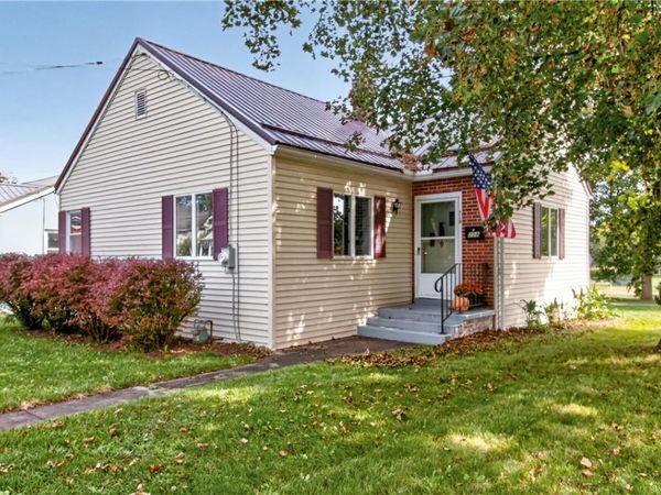 718 Colton Avenue , Newark, NY 14513