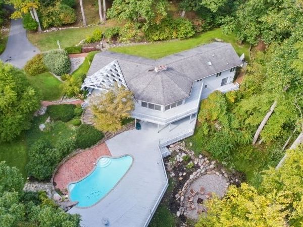 107 Mohican Rd, Blairstown, NJ 07825