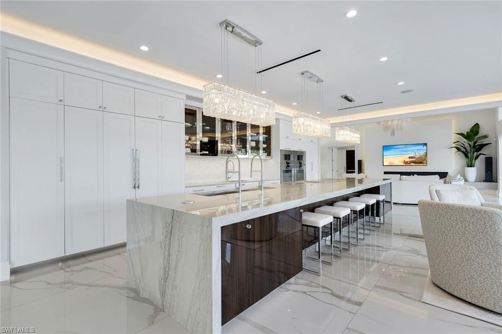 4900 Gulf Shore Blvd N, Naples, FL 34103 Photo