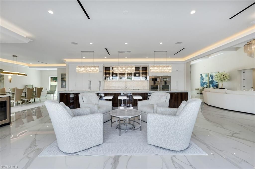 4900 Gulf Shore Blvd N, Naples, FL 34103 Photo
