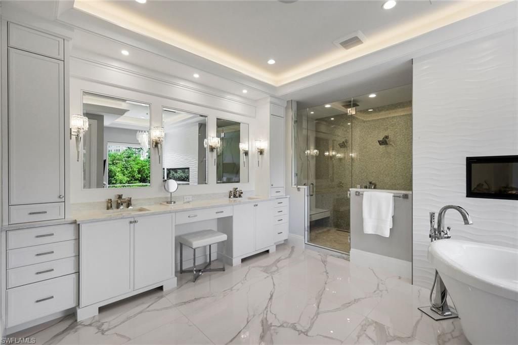 4900 Gulf Shore Blvd N, Naples, FL 34103 Photo