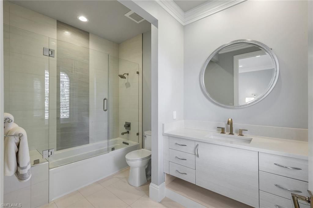 4900 Gulf Shore Blvd N, Naples, FL 34103 Photo