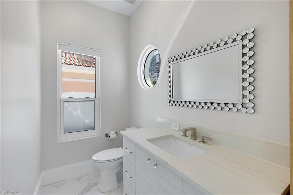 4900 Gulf Shore Blvd N, Naples, FL 34103 Photo