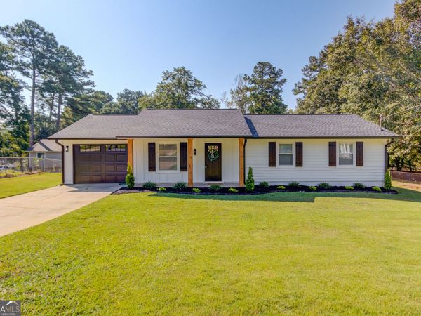 3622 Cainbridge Court, Lawrenceville, GA 30044