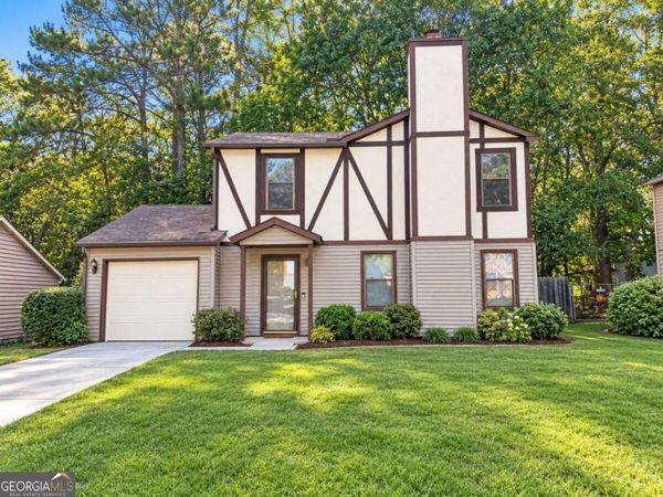 5459 Farmview Close, Stone Mountain, GA 30088