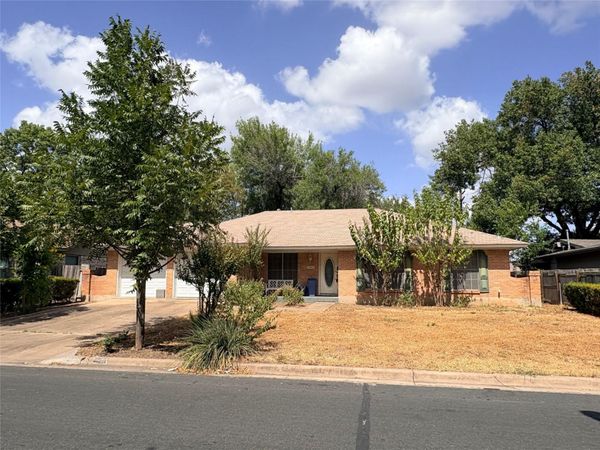 2706 Thrushwood DR, Austin, TX 78757