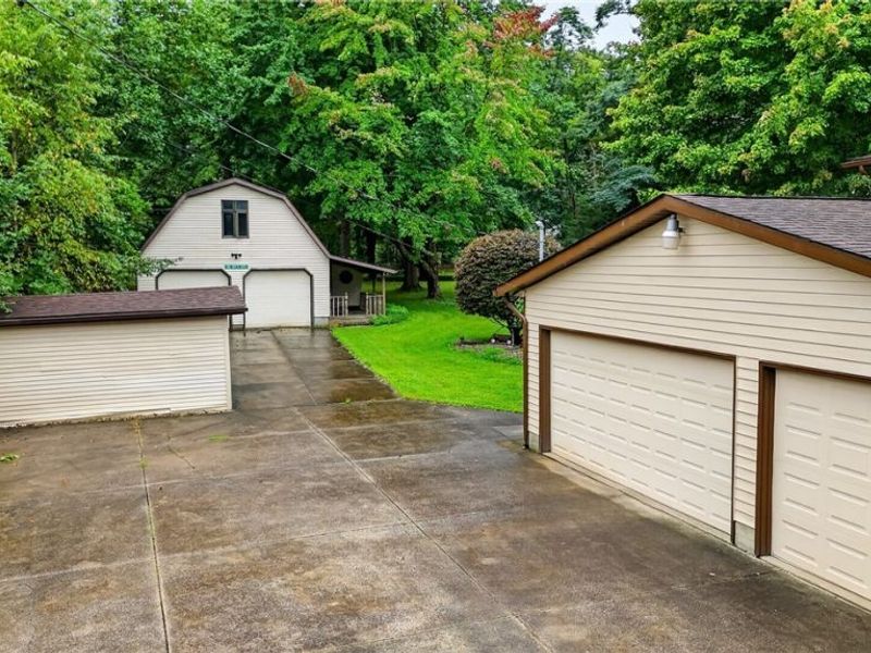 180 Ridgewood Road , Medina, OH 44281 Photo 6