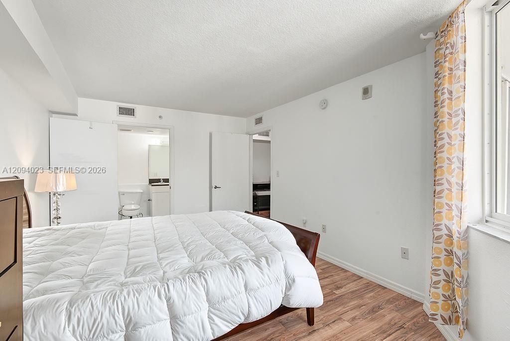219 NW 12th Ave, Unit 807, Miami, FL 33128 Photo