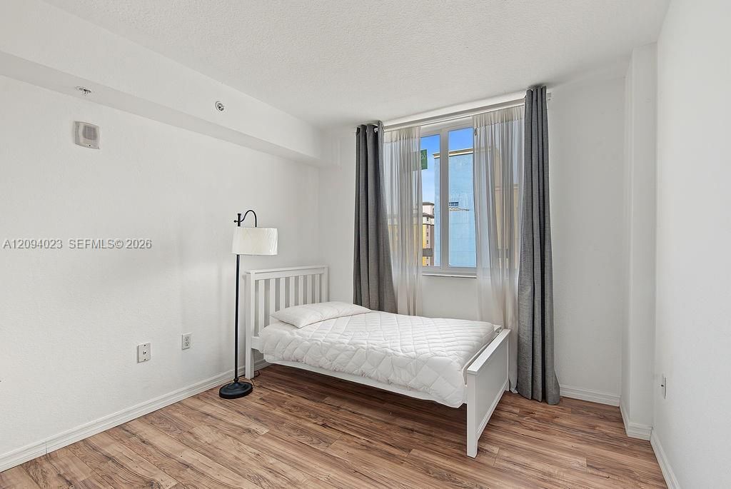 219 NW 12th Ave, Unit 807, Miami, FL 33128 Photo