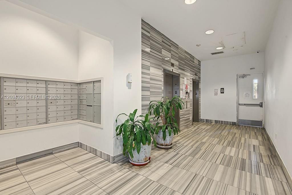 219 NW 12th Ave, Unit 807, Miami, FL 33128 Photo