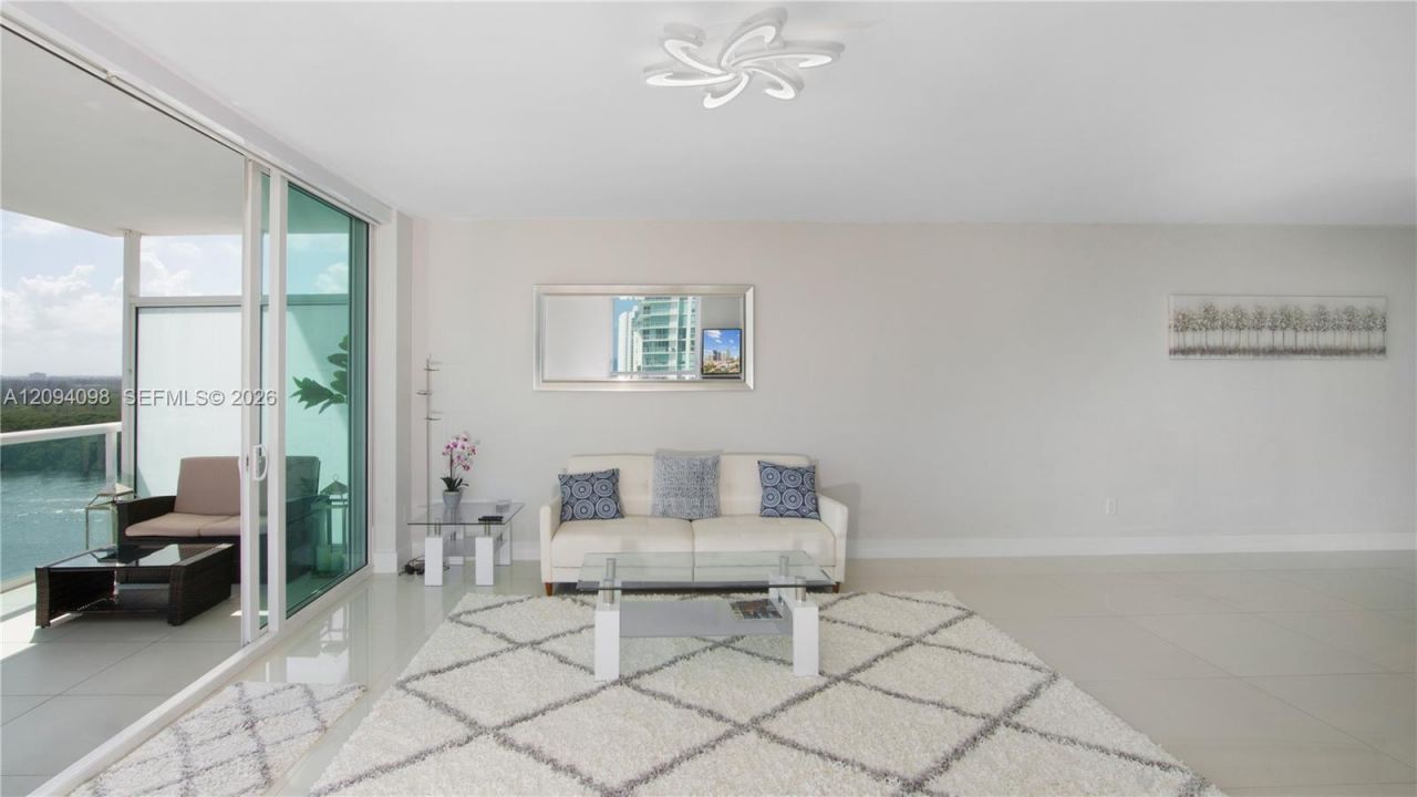 400 Sunny Isles Blvd , Unit 1722, Sunny Isles Beach, FL 33160 Photo