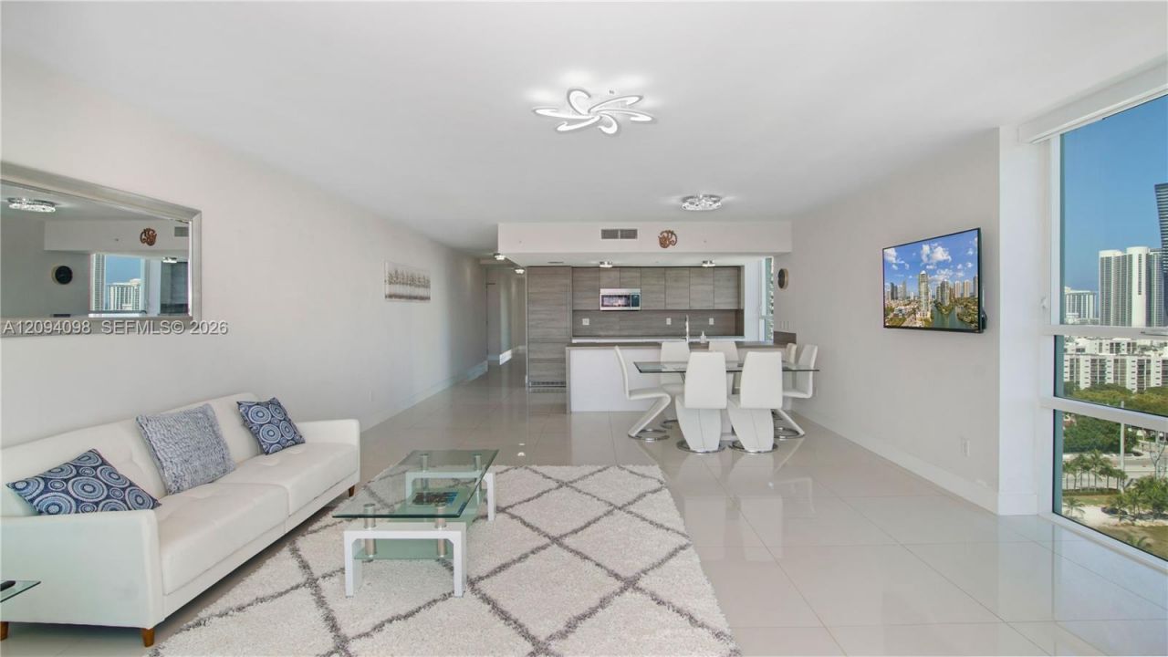 400 Sunny Isles Blvd , Unit 1722, Sunny Isles Beach, FL 33160 Photo
