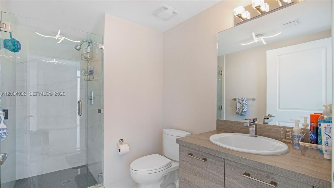 400 Sunny Isles Blvd , Unit 1722, Sunny Isles Beach, FL 33160 Photo