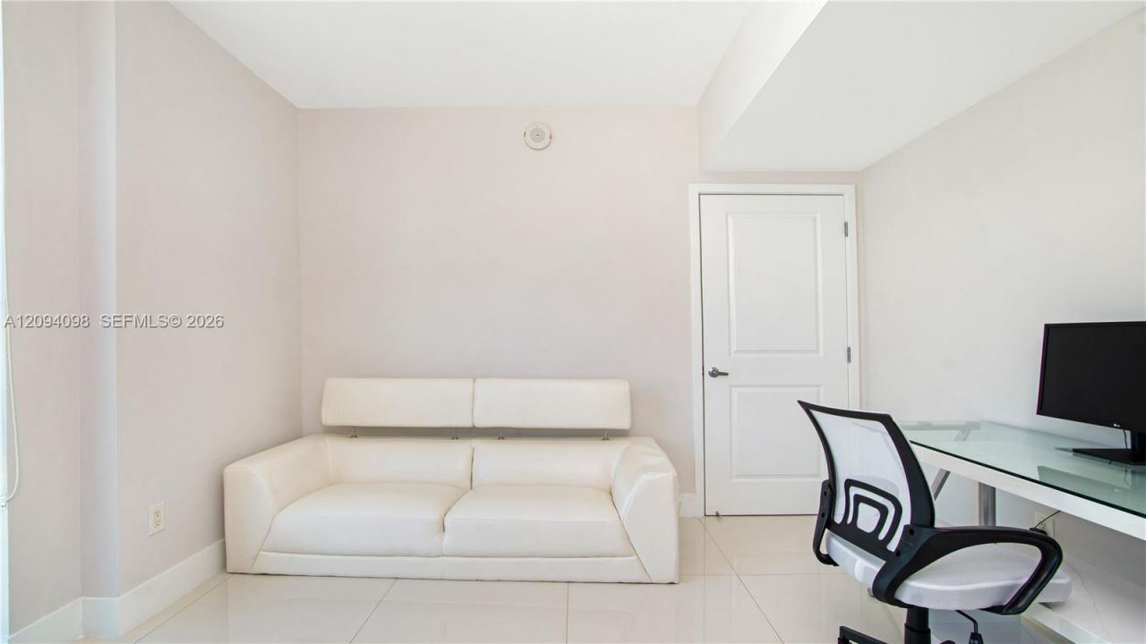 400 Sunny Isles Blvd , Unit 1722, Sunny Isles Beach, FL 33160 Photo