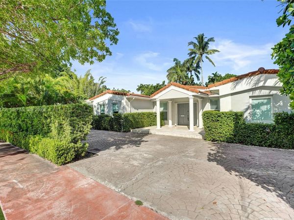 4726 Alton Rd , Miami Beach, FL 33140