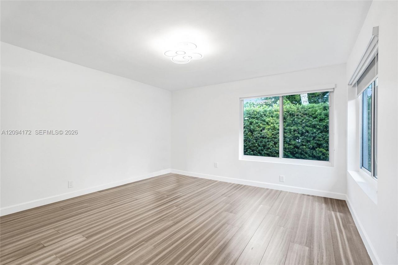 4726 Alton Rd , Miami Beach, FL 33140 Photo