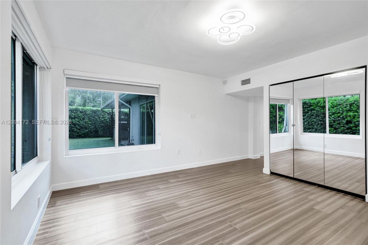 4726 Alton Rd , Miami Beach, FL 33140 Photo