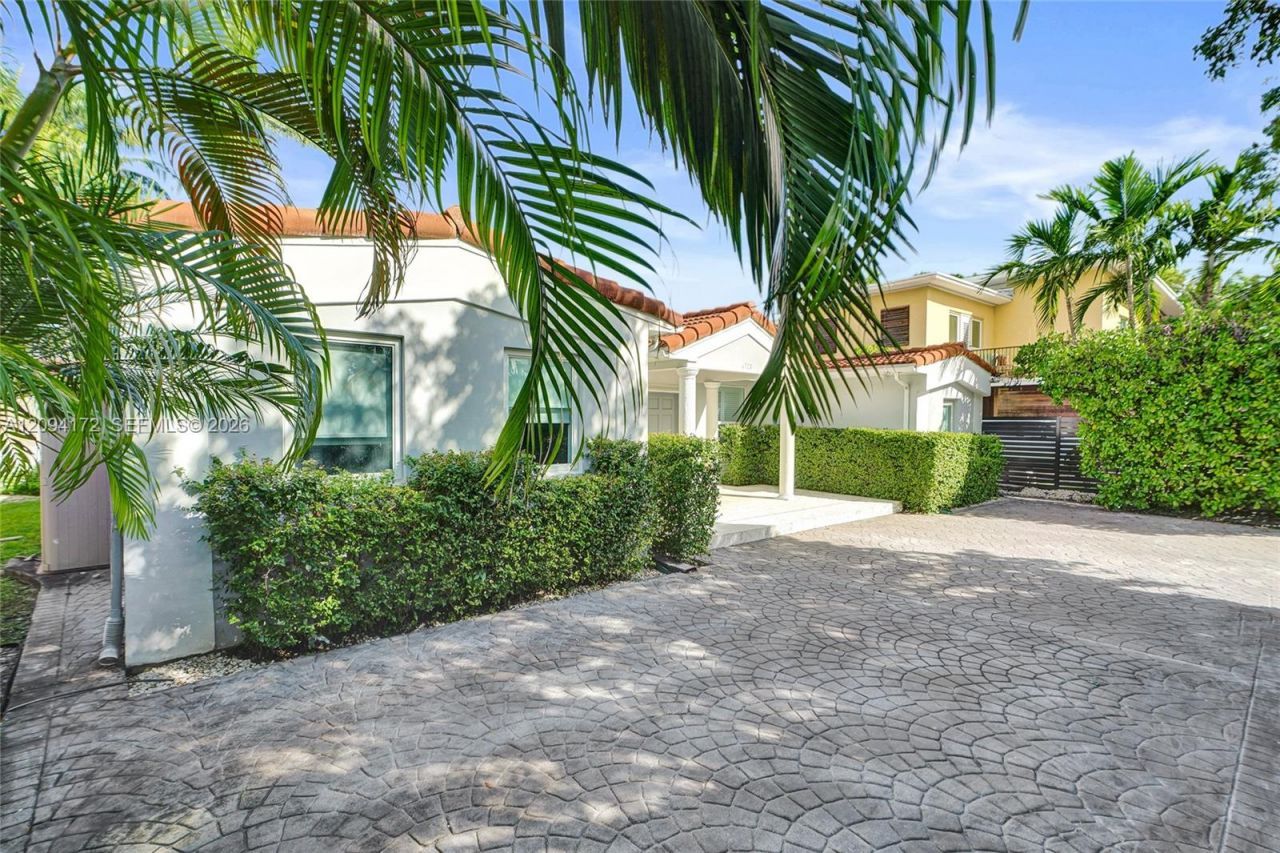 4726 Alton Rd , Miami Beach, FL 33140 Photo