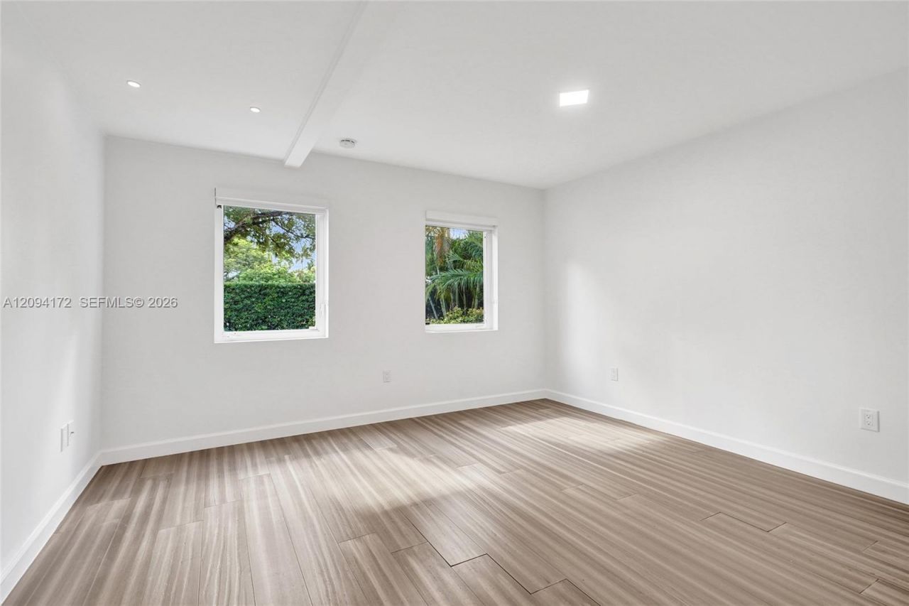4726 Alton Rd , Miami Beach, FL 33140 Photo