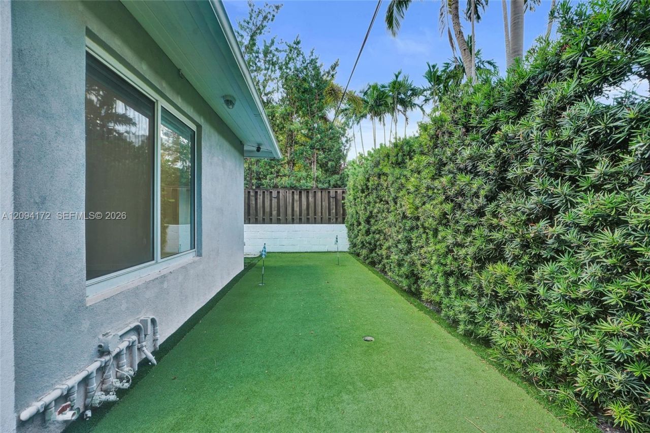 4726 Alton Rd , Miami Beach, FL 33140 Photo